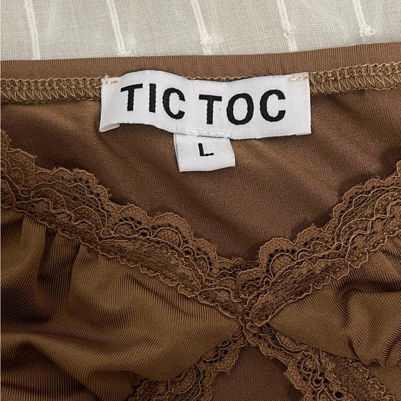 Brown crop top. Lace trim. Perfect for nights out or hot summer days! - Picture 5 of 5